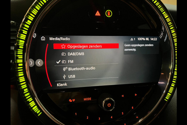 MINI 3-deurs 1.5 Cooper Camden Edition 136PK 17''DAB/ NAVI/CRUISE/ECC/PDC/CARPLAY/SPORTSTOELEN///