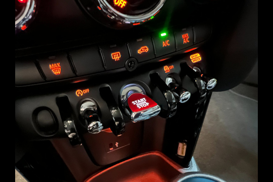 MINI 3-deurs 1.5 Cooper Camden Edition 136PK 17''DAB/ NAVI/CRUISE/ECC/PDC/CARPLAY/SPORTSTOELEN///