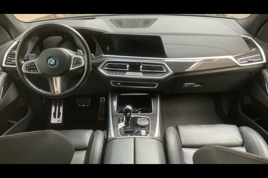 BMW X5 xDrive45e M-Sport SkyLounge M-zetels 4WS ACC Trekh 360 2xTV Carbon HUD