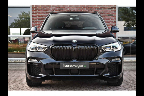 BMW X5 xDrive45e M-Sport SkyLounge M-zetels 4WS ACC Trekh 360 2xTV Carbon HUD