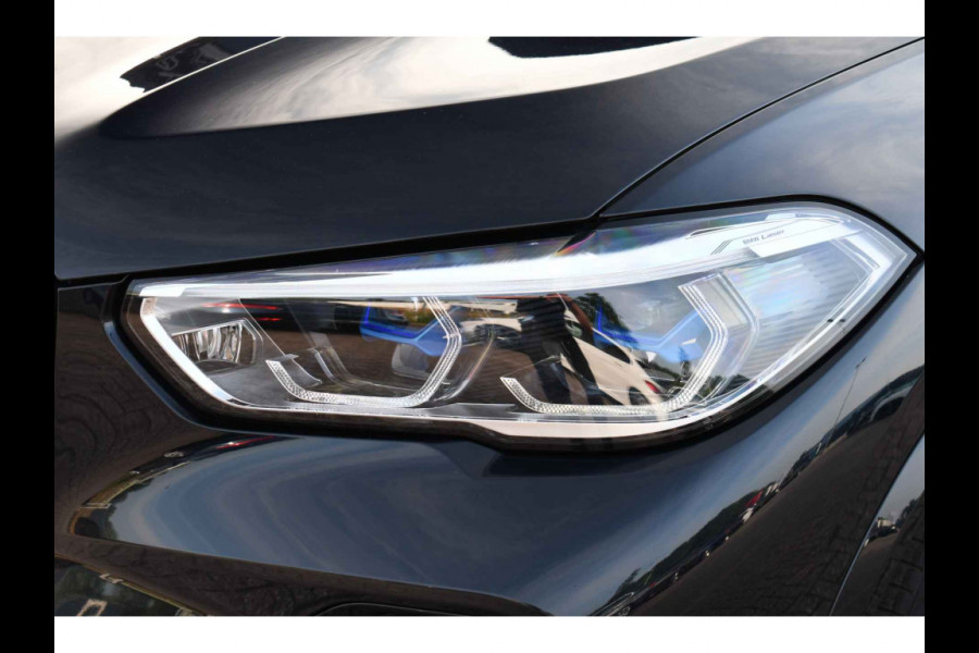 BMW X5 xDrive45e M-Sport SkyLounge M-zetels 4WS ACC Trekh 360 2xTV Carbon HUD