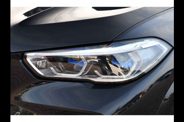 BMW X5 xDrive45e M-Sport SkyLounge M-zetels 4WS ACC Trekh 360 2xTV Carbon HUD