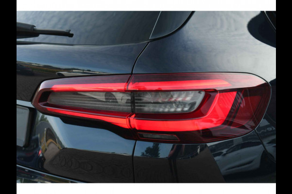 BMW X5 xDrive45e M-Sport SkyLounge M-zetels 4WS ACC Trekh 360 2xTV Carbon HUD