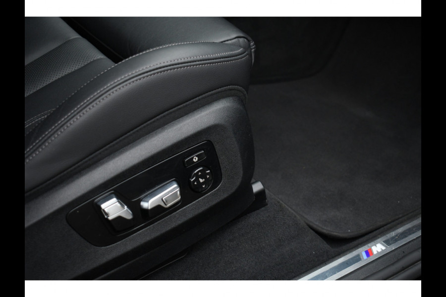 BMW X5 xDrive45e M-Sport SkyLounge M-zetels 4WS ACC Trekh 360 2xTV Carbon HUD