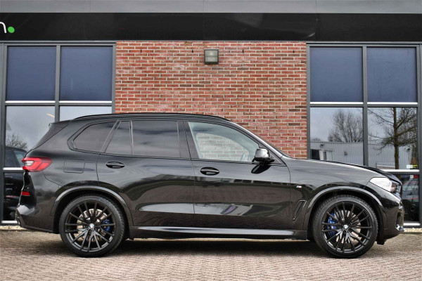BMW X5 xDrive45e M-Sport SkyLounge M-zetels 4WS ACC Trekh 360 2xTV Carbon HUD