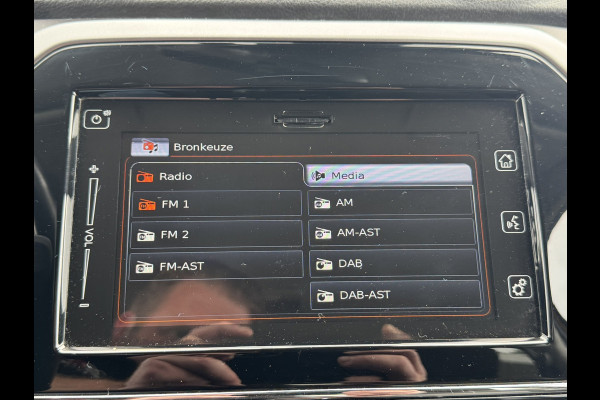 Suzuki Vitara 1.5 Hybrid Select Automaat Trekhaak Camara Navi Adaptive Cruise