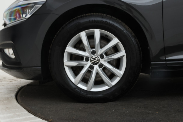 Volkswagen Passat Variant 1.6 TDI Elegance Business R Automaat, Panorama, Trekhaak!