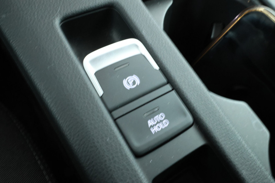 Volkswagen Passat Variant 1.6 TDI Elegance Business R Automaat, Panorama, Trekhaak!