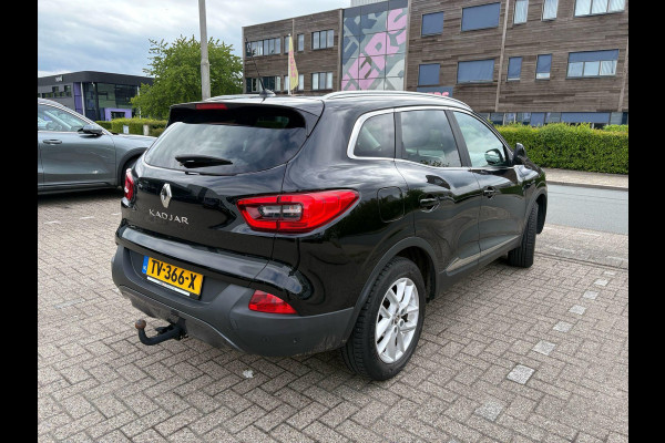 Renault Kadjar 1.2 TCe Intens 115pk | Panoramadak | Trekhaak | Navi | Cruise Control | Achteruitrijcamera |