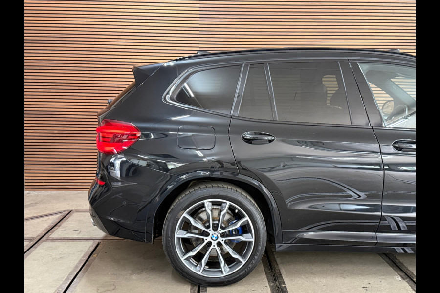 BMW X3 XDrive30i High Ex. M-Sport | Shadow-Line | Pano | Trekhaak | 20"| Ambient | Driving + Park Assist | Adaptief M-onderstel