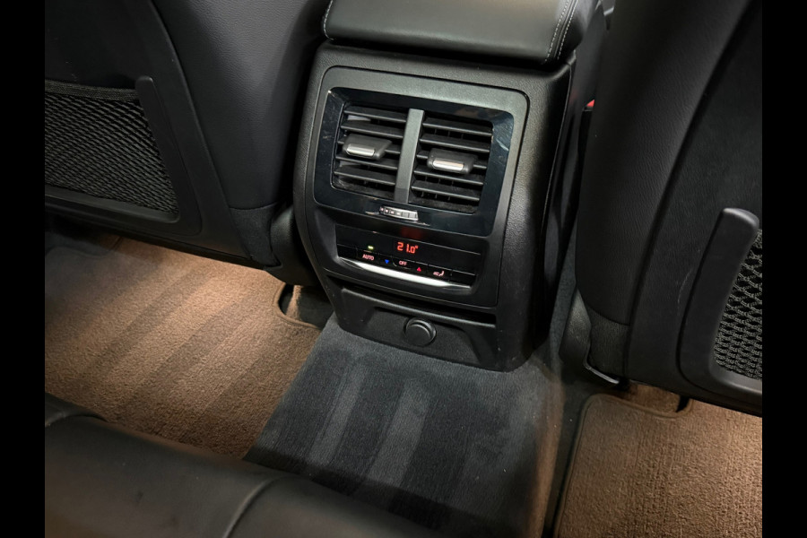BMW X3 XDrive30i High Ex. M-Sport | Shadow-Line | Pano | Trekhaak | 20"| Ambient | Driving + Park Assist | Adaptief M-onderstel