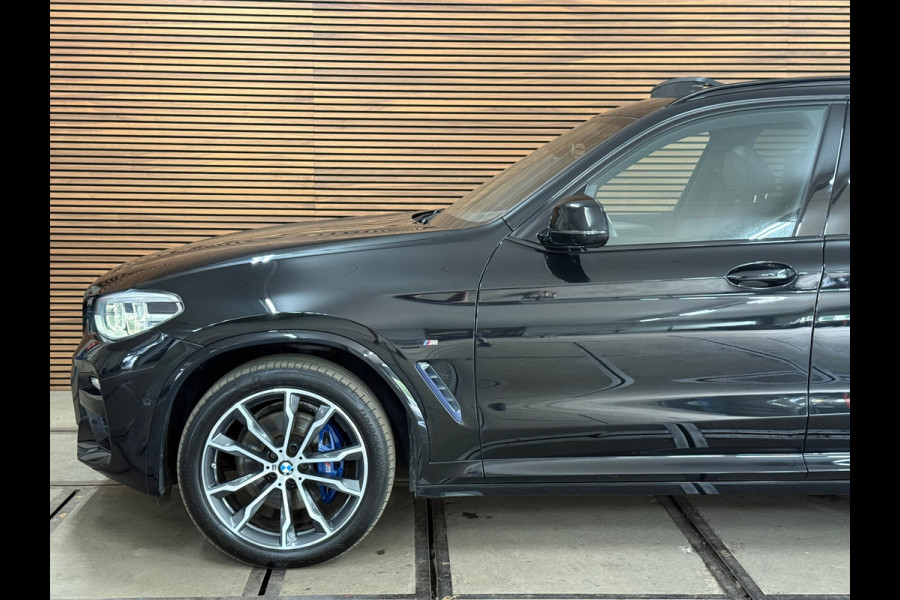 BMW X3 XDrive30i High Ex. M-Sport | Shadow-Line | Pano | Trekhaak | 20"| Ambient | Driving + Park Assist | Adaptief M-onderstel