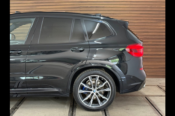 BMW X3 XDrive30i High Ex. M-Sport | Shadow-Line | Pano | Trekhaak | 20"| Ambient | Driving + Park Assist | Adaptief M-onderstel