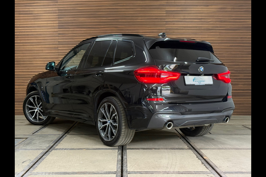 BMW X3 XDrive30i High Ex. M-Sport | Shadow-Line | Pano | Trekhaak | 20"| Ambient | Driving + Park Assist | Adaptief M-onderstel