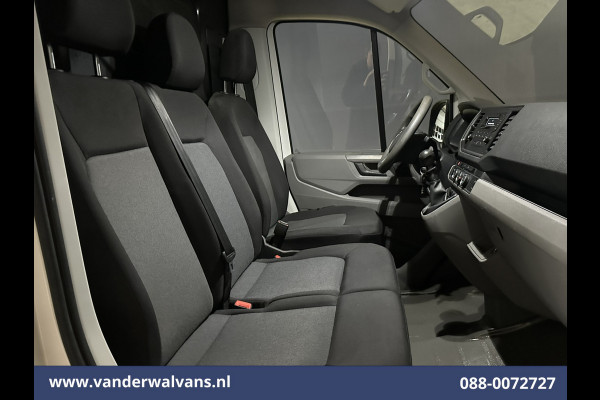 Volkswagen Crafter 2.0 TDI 140pk L3H2 L2H1 Euro6 Airco | 3000kg Trekhaak | Parkeersensoren Bijrijdersbank