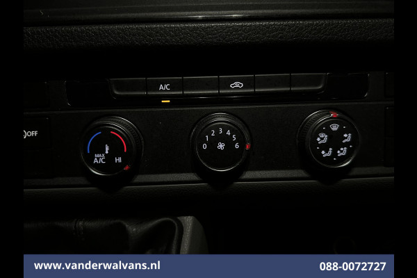 Volkswagen Crafter 2.0 TDI 140pk L3H2 L2H1 Euro6 Airco | 3000kg Trekhaak | Parkeersensoren Bijrijdersbank