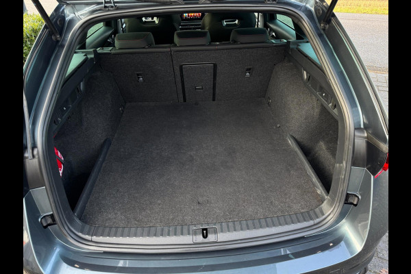Škoda Octavia 1.4 TSI RS iV PHEV Business SOH 95,47% / MATRIX / VIRTUAL COCKPIT