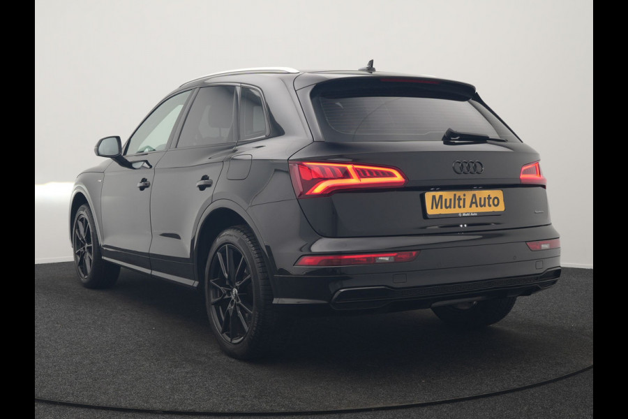 Audi Q5 50 TFSI e Quattro S Line PHEV 300pk Dealer O.H. | Trekhaak Af Fabriek | Sportstoelen Verwarmd | Keyless | 20"L.M | Apple Carplay | Virtual Cockpit | Navigatie | DAB | Plug In Hybrid |