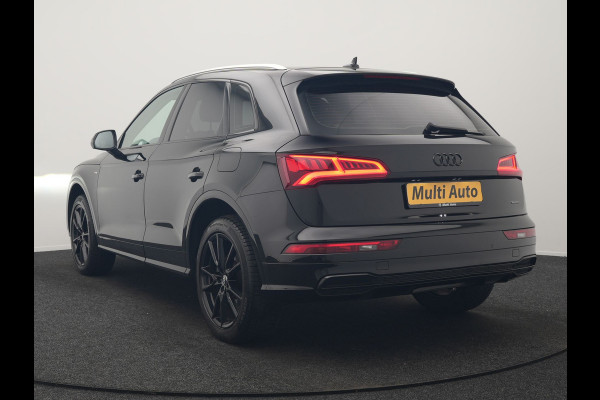Audi Q5 50 TFSI e Quattro S Line PHEV 300pk Dealer O.H. | Trekhaak Af Fabriek | Sportstoelen Verwarmd | Keyless | 20"L.M | Apple Carplay | Virtual Cockpit | Navigatie | DAB | Plug In Hybrid |