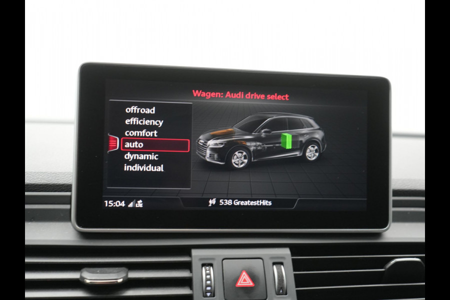 Audi Q5 50 TFSI e Quattro S Line PHEV 300pk Dealer O.H. | Trekhaak Af Fabriek | Sportstoelen Verwarmd | Keyless | 20"L.M | Apple Carplay | Virtual Cockpit | Navigatie | DAB | Plug In Hybrid |