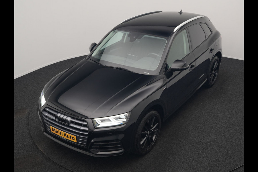 Audi Q5 50 TFSI e Quattro S Line PHEV 300pk Dealer O.H. | Trekhaak Af Fabriek | Sportstoelen Verwarmd | Keyless | 20"L.M | Apple Carplay | Virtual Cockpit | Navigatie | DAB | Plug In Hybrid |