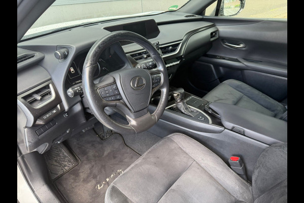 Lexus UX 250h Executive Line