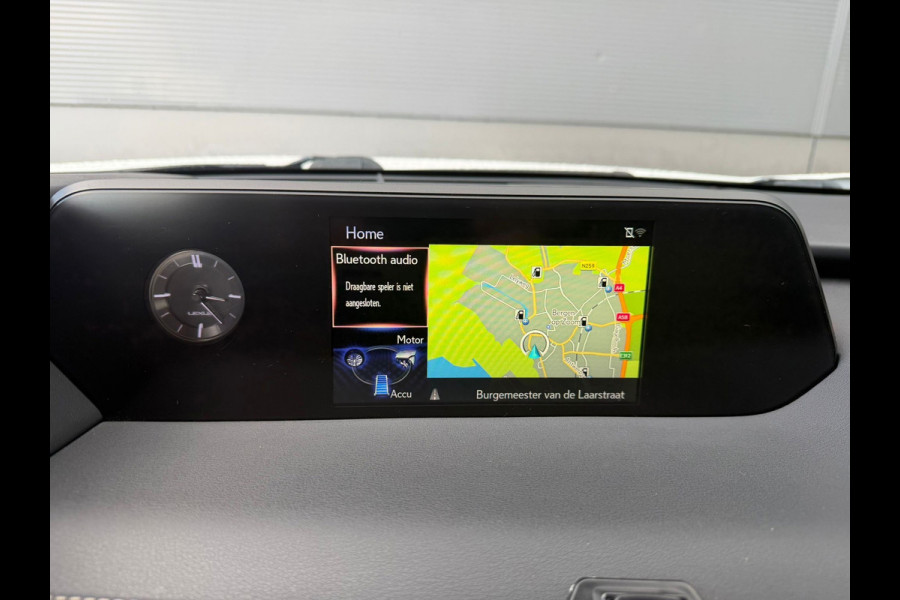 Lexus UX 250h Executive Line