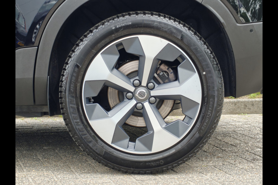 Volvo XC40 B3 180PK Plus Dark | H&K | Elektr. Stoelen | verw. Voorstoelen | ACC | 19''