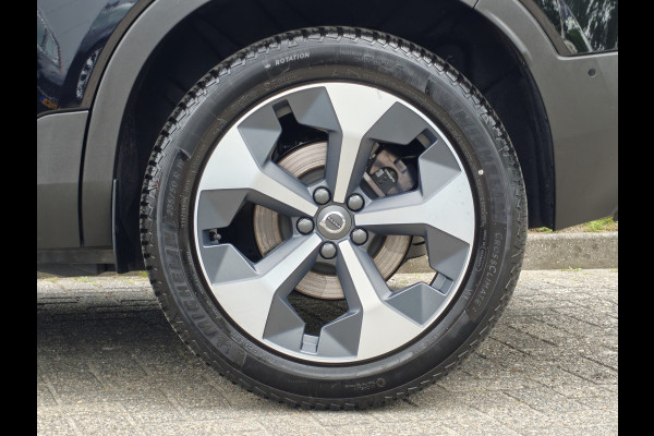 Volvo XC40 B3 180PK Plus Dark | H&K | Elektr. Stoelen | verw. Voorstoelen | ACC | 19''