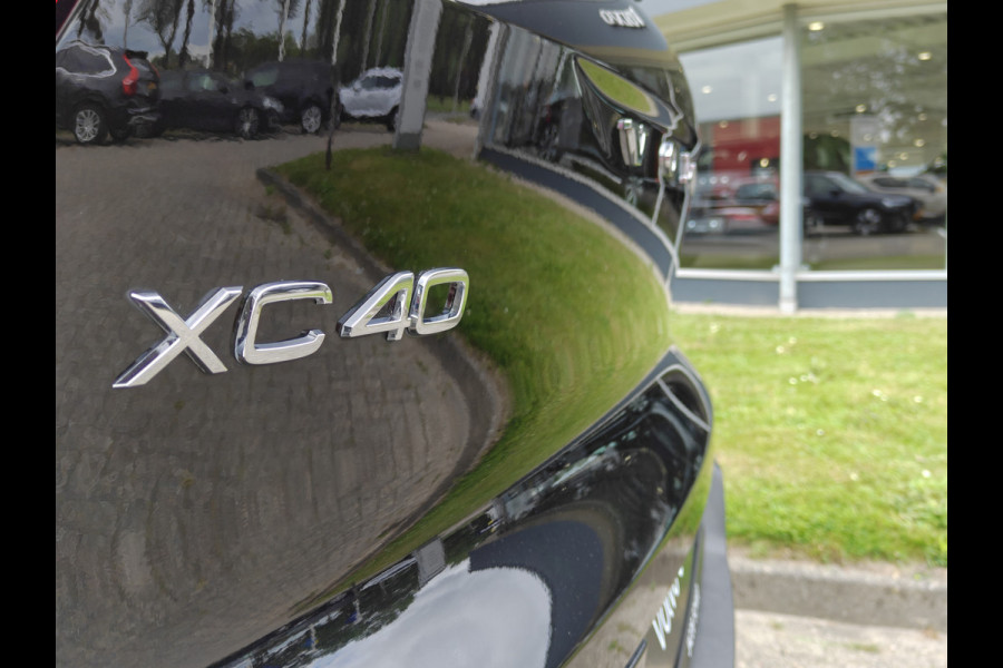 Volvo XC40 B3 180PK Plus Dark | H&K | Elektr. Stoelen | verw. Voorstoelen | ACC | 19''