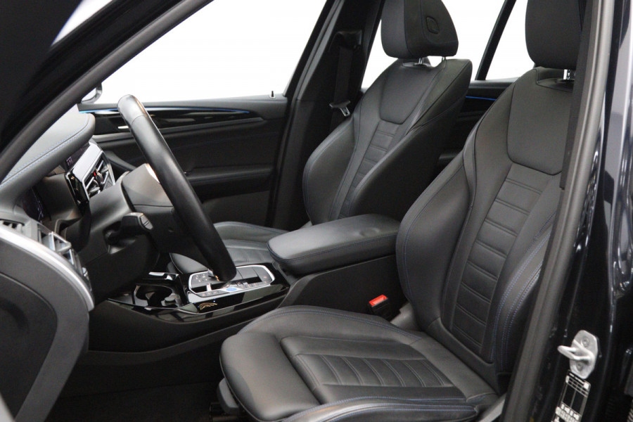 BMW iX3 High Executive 80 kWh 286 PK, SOH 99 %, Panoramadak, Driving Ass. Prof, 360 Camera, Head-Up, Carplay