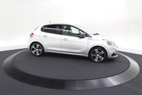 Peugeot 208 PureTech 110 EAT6 GT-line | Trekhaak | Apple Carplay | Climate Control | Parkeersensoren