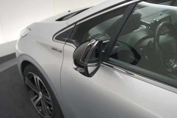 Peugeot 208 PureTech 110 EAT6 GT-line | Trekhaak | Apple Carplay | Climate Control | Parkeersensoren