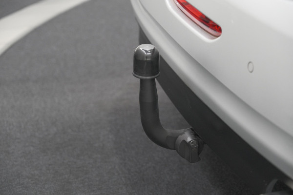 Peugeot 208 PureTech 110 EAT6 GT-line | Trekhaak | Apple Carplay | Climate Control | Parkeersensoren