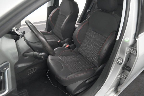 Peugeot 208 PureTech 110 EAT6 GT-line | Trekhaak | Apple Carplay | Climate Control | Parkeersensoren
