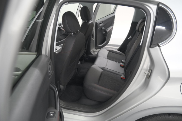 Peugeot 208 PureTech 110 EAT6 GT-line | Trekhaak | Apple Carplay | Climate Control | Parkeersensoren
