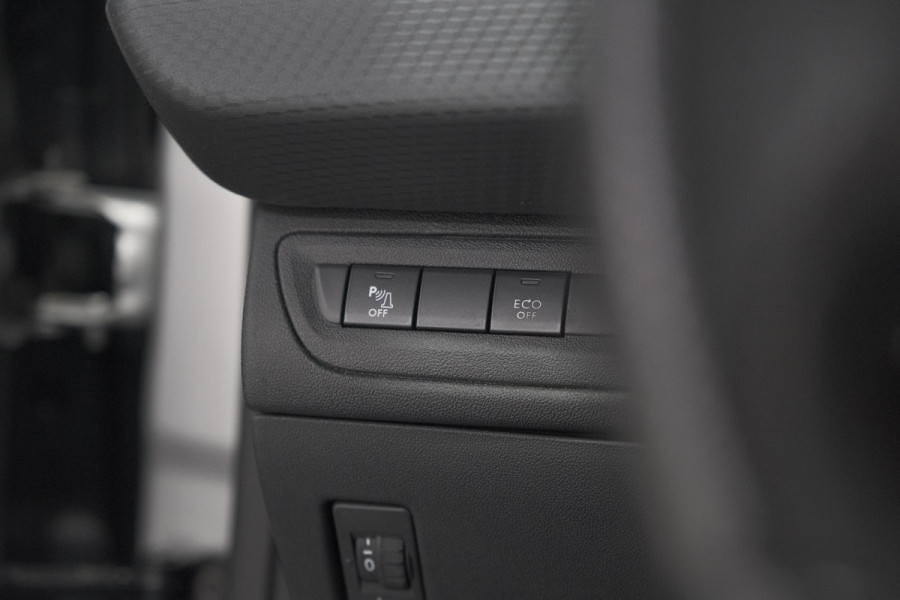 Peugeot 208 PureTech 110 EAT6 GT-line | Trekhaak | Apple Carplay | Climate Control | Parkeersensoren