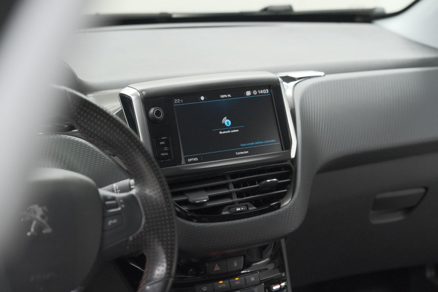 Peugeot 208 PureTech 110 EAT6 GT-line | Trekhaak | Apple Carplay | Climate Control | Parkeersensoren