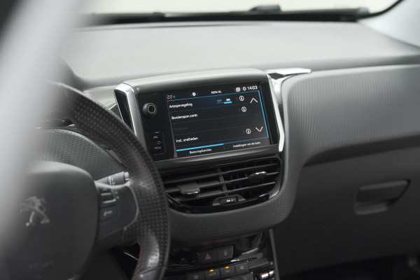 Peugeot 208 PureTech 110 EAT6 GT-line | Trekhaak | Apple Carplay | Climate Control | Parkeersensoren