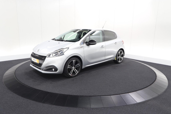 Peugeot 208 PureTech 110 EAT6 GT-line | Trekhaak | Apple Carplay | Climate Control | Parkeersensoren