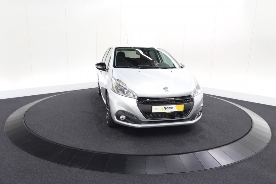 Peugeot 208 PureTech 110 EAT6 GT-line | Trekhaak | Apple Carplay | Climate Control | Parkeersensoren