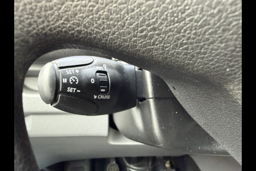 Opel Vivaro 2.0 CDTI 145pk L3H1 Edition / vaste prijs rijklaar € 15.950 ex / lease vanaf € / euro 6 / bpm vrij / imperial / trekhaak / airco / cruise / navi / camera