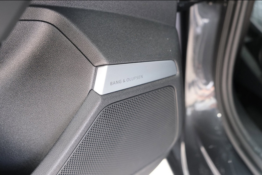 Audi A3 Limousine 35 TFSI S-Edition - Automaat - Airco, Cruise, Carplay, Lederen bekleding, Virtual Display, Stoelverwarming.