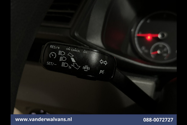 Volkswagen Transporter 2.0 TDI L2H1 Euro6 Airco | Apple Carplay | Imperiaal | Cruisecontrol | Camera | Trekhaak Android Auto, Parkeersensoren, Achterklep