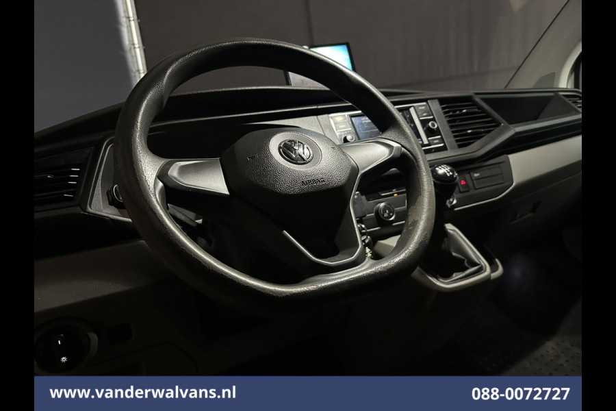 Volkswagen Transporter 2.0 TDI L2H1 Euro6 Airco | Apple Carplay | Imperiaal | Cruisecontrol | Camera | Trekhaak Android Auto, Parkeersensoren, Achterklep