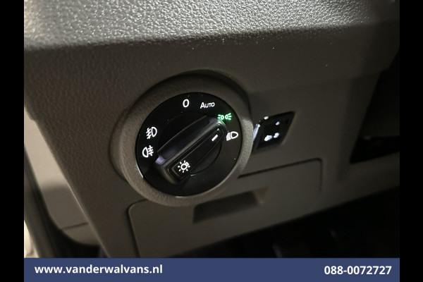 Volkswagen Transporter 2.0 TDI L2H1 Euro6 Airco | Apple Carplay | Imperiaal | Cruisecontrol | Camera | Trekhaak Android Auto, Parkeersensoren, Achterklep