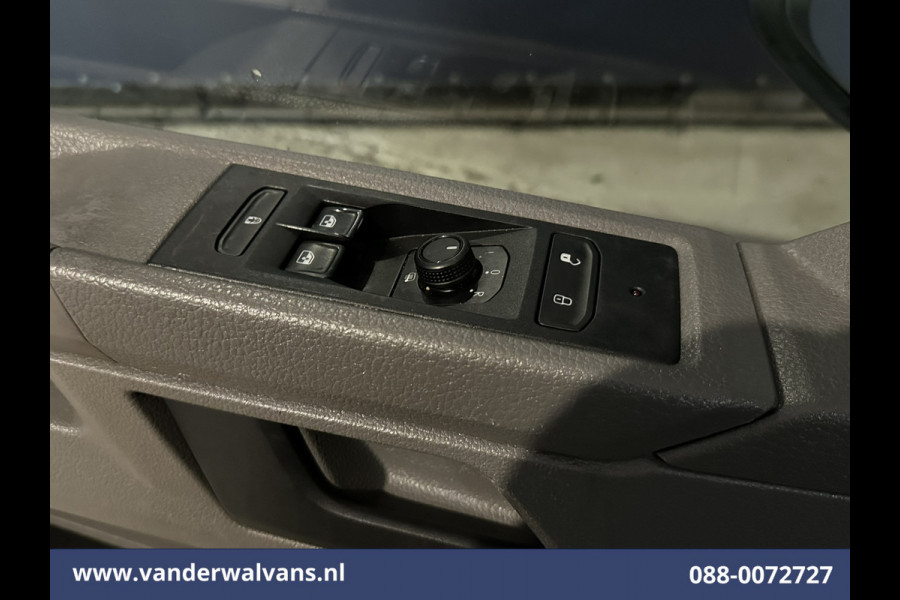 Volkswagen Transporter 2.0 TDI L2H1 Euro6 Airco | Apple Carplay | Imperiaal | Cruisecontrol | Camera | Trekhaak Android Auto, Parkeersensoren, Achterklep