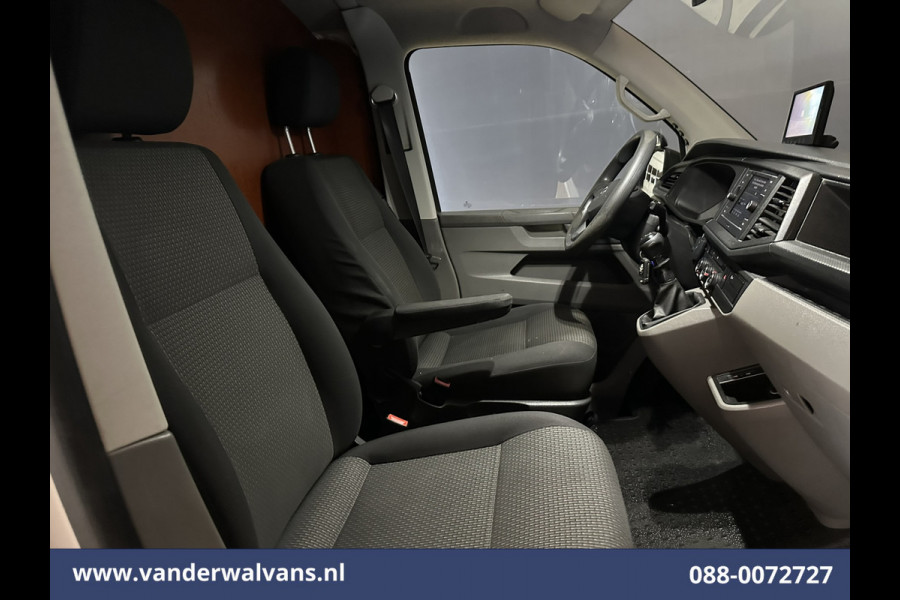 Volkswagen Transporter 2.0 TDI L2H1 Euro6 Airco | Apple Carplay | Imperiaal | Cruisecontrol | Camera | Trekhaak Android Auto, Parkeersensoren, Achterklep