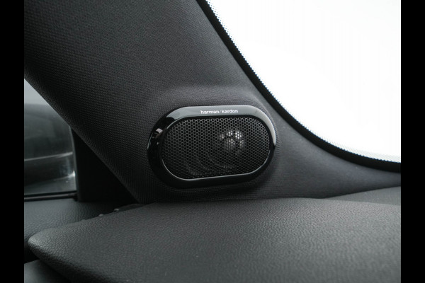 MINI Electric Yours 33 kWh [ 3-Fase-11kW ] {SoH-97%} (INCL-BTW) Aut. *HEATPUMP | PANO | LEATHER | DIGI-COCKPIT | HEAD-UP | FULL-LED | NAVI-FULLMAP | HEATED-SPORTSEATS | DAB | CRUISE | HARMAN/KARDON | CAMERA | KEYLESS | AMBIENTLIGHT | 17"ALU*