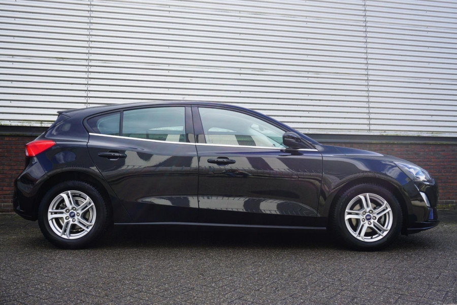 Ford Focus 1.0 EcoBoost Edition Business/1 Eigenaar/Camera/ All-Seasonbanden.